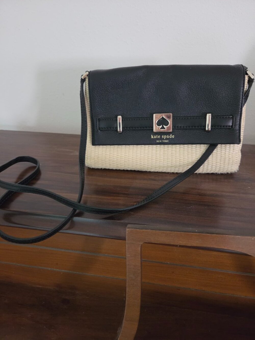 Kate Spade New York Crossbody bag